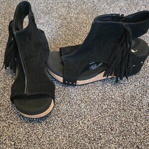 Black Western Wedges